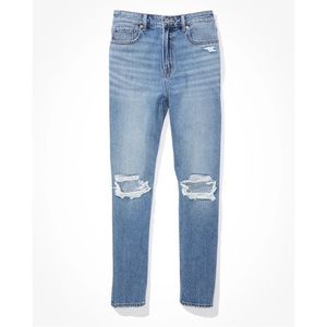 AE Ripped Mom Jean 👖